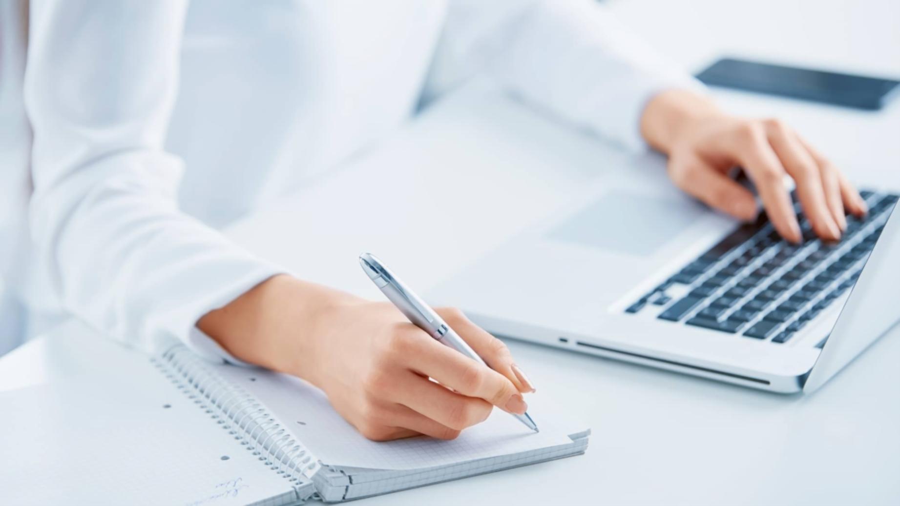 Collaborative discussion on market behavior and trends